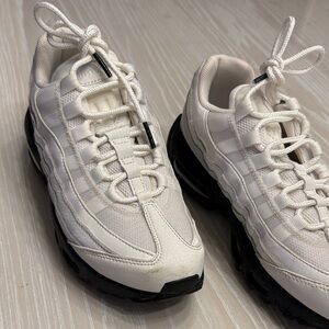 Nike Wmns Air Max 95 'Summit White Black'